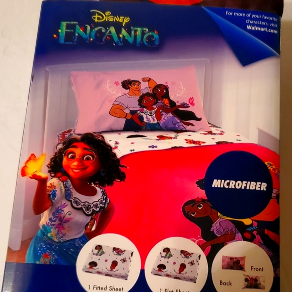 Disney Encanto 3 PC Twin Sheet Set - Picture 2 of 5